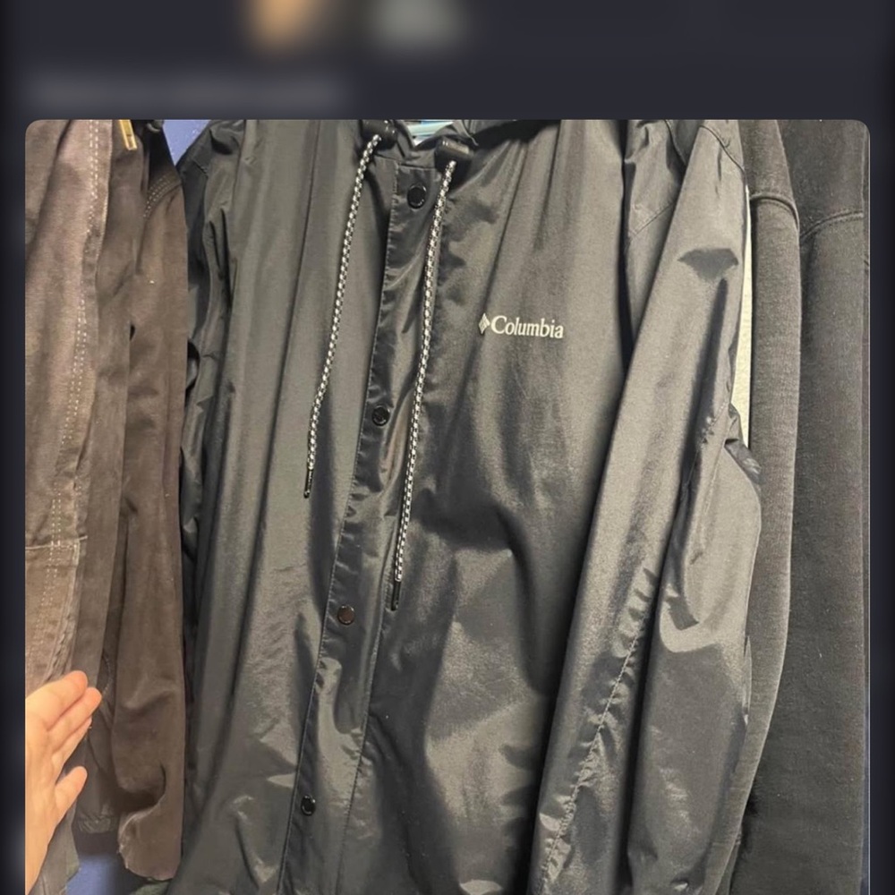 Columbia Men's Black Windbreaker Jacket
